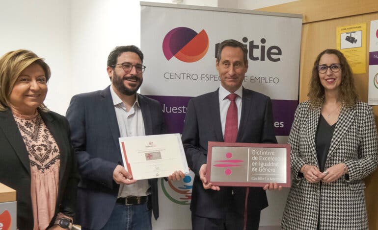 Una empresa de Azuqueca recibe el distintivo de Excelencia en Igualdad de Género