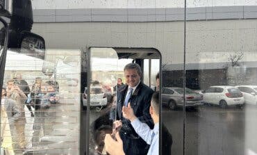 La Comunidad de Madrid prueba un proyecto piloto de autobús urbano sin conductor con capacidad para 52 pasajeros