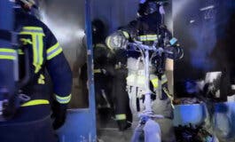 Seis heridos en un incendio posiblemente provocado por la explosión de un patinete en Ciudad Lineal 