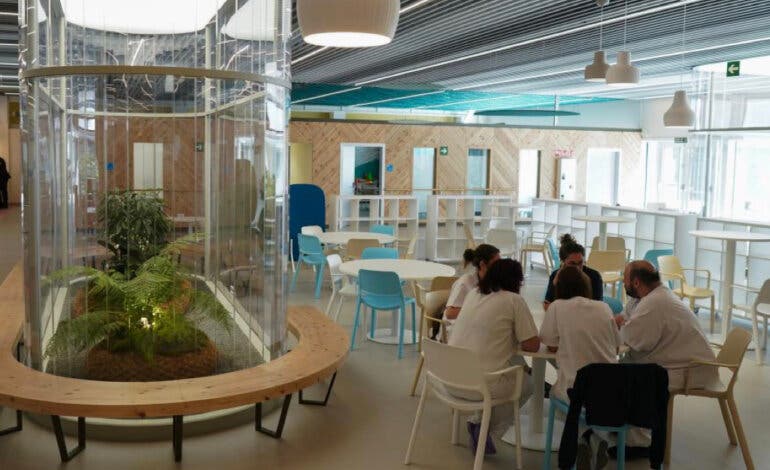 El Hospital Zendal abrirá en febrero una Escuela de Cuidadores de pacientes con ELA