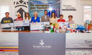 Torrejón de Ardoz entrega los premios del concurso «De compras en las Mágicas Navidades