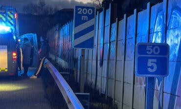 Dos heridos graves en un accidente en la A-1 tras colisionar una furgoneta y un turismo