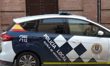 Cuatro detenidos en Alcalá de Henares por robar a una mujer que acababa de sacar 1.500 euros de un cajero