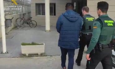 Detenido en Azuqueca por falsificar un cheque y apoderarse de más de 17.400 euros
