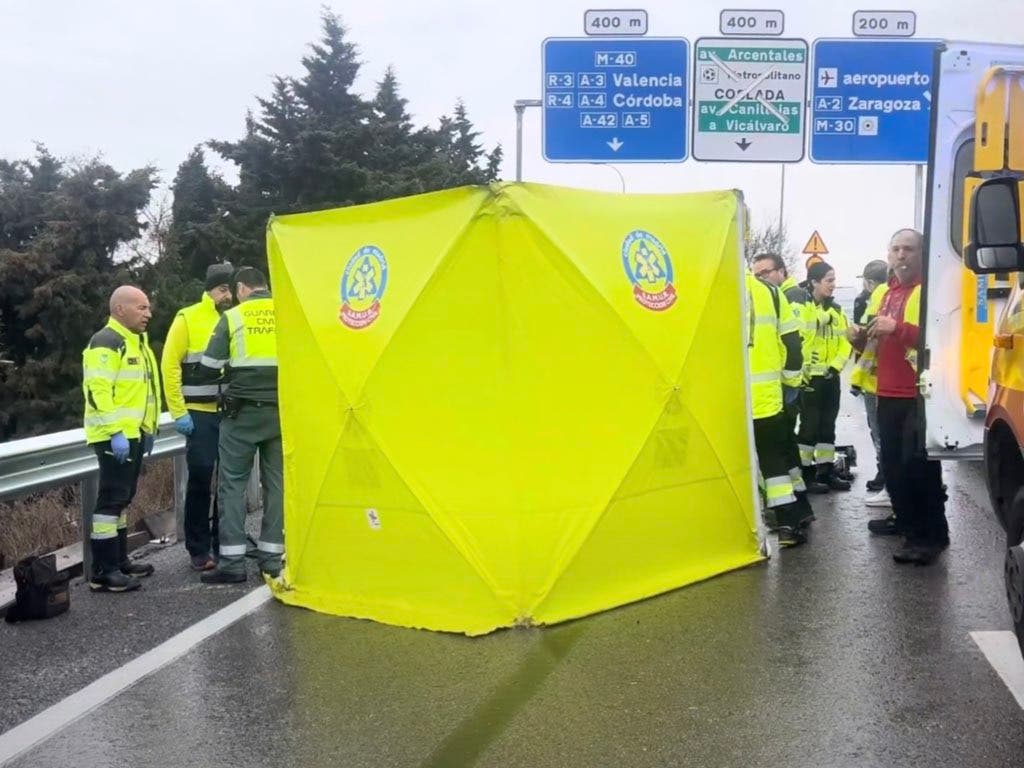 Muere un motorista de 47 años en un accidente en la M-21