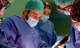 El Hospital de Torrejón incorpora la cirugía robótica en los implantes de prótesis de rodilla