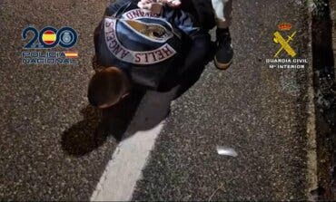 Detenido en la A-2 un miembro de Los Ángeles del Infierno buscado por asesinato y narcotráfico