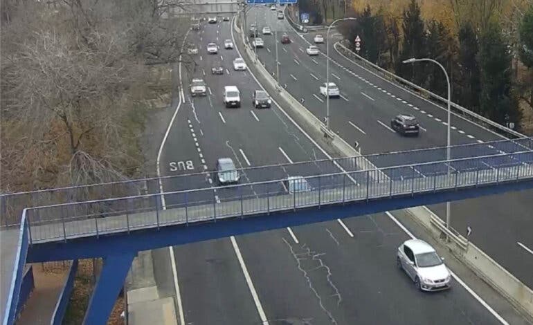 Corte total de la A-3 en Madrid este fin de semana por el montaje de una pasarela 