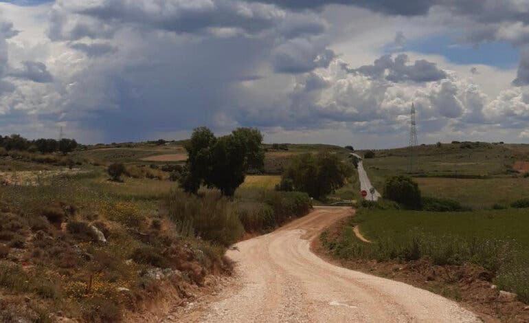 La Comunidad de Madrid amplía a los municipios de hasta 20.000 habitantes las ayudas para el arreglo de caminos rurales