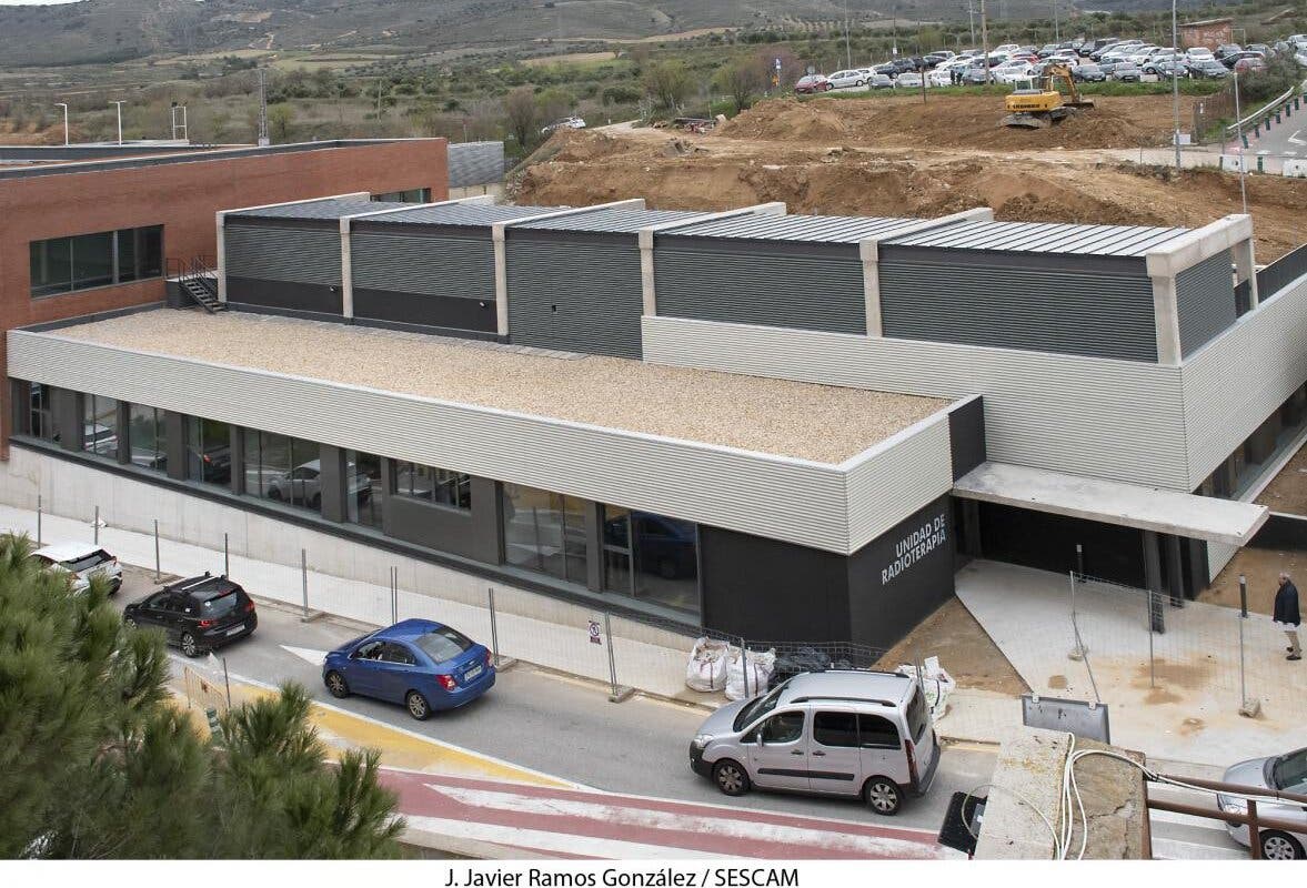 Finalizan las obras del nuevo edificio de Oncología Radioterápica del Hospital de Guadalajara