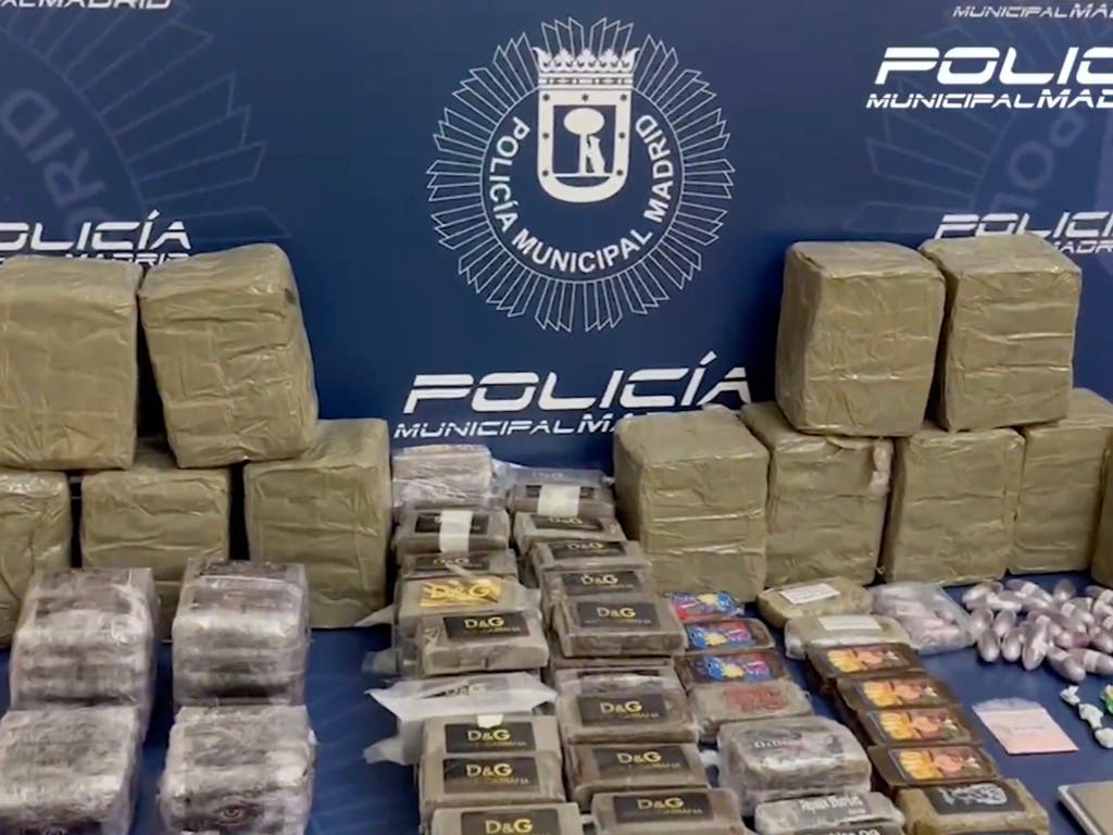 Encuentran más de 37 kilos de hachís en un carrito de la compra en Villaverde 