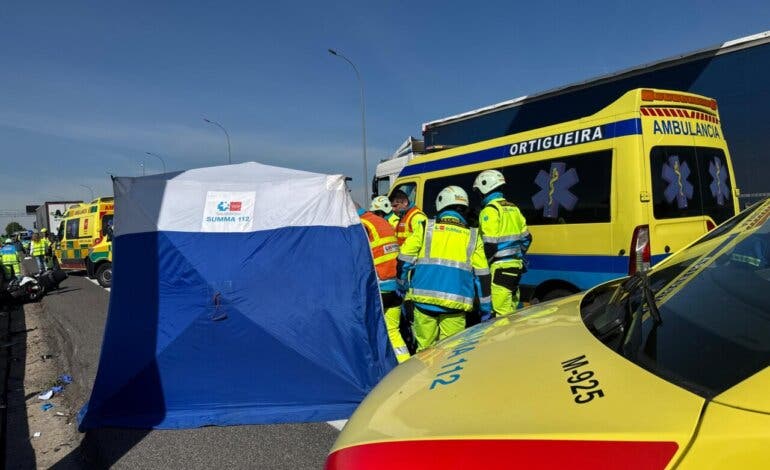 Muere un motorista en un accidente en la A-2, en San Fernando de Henares