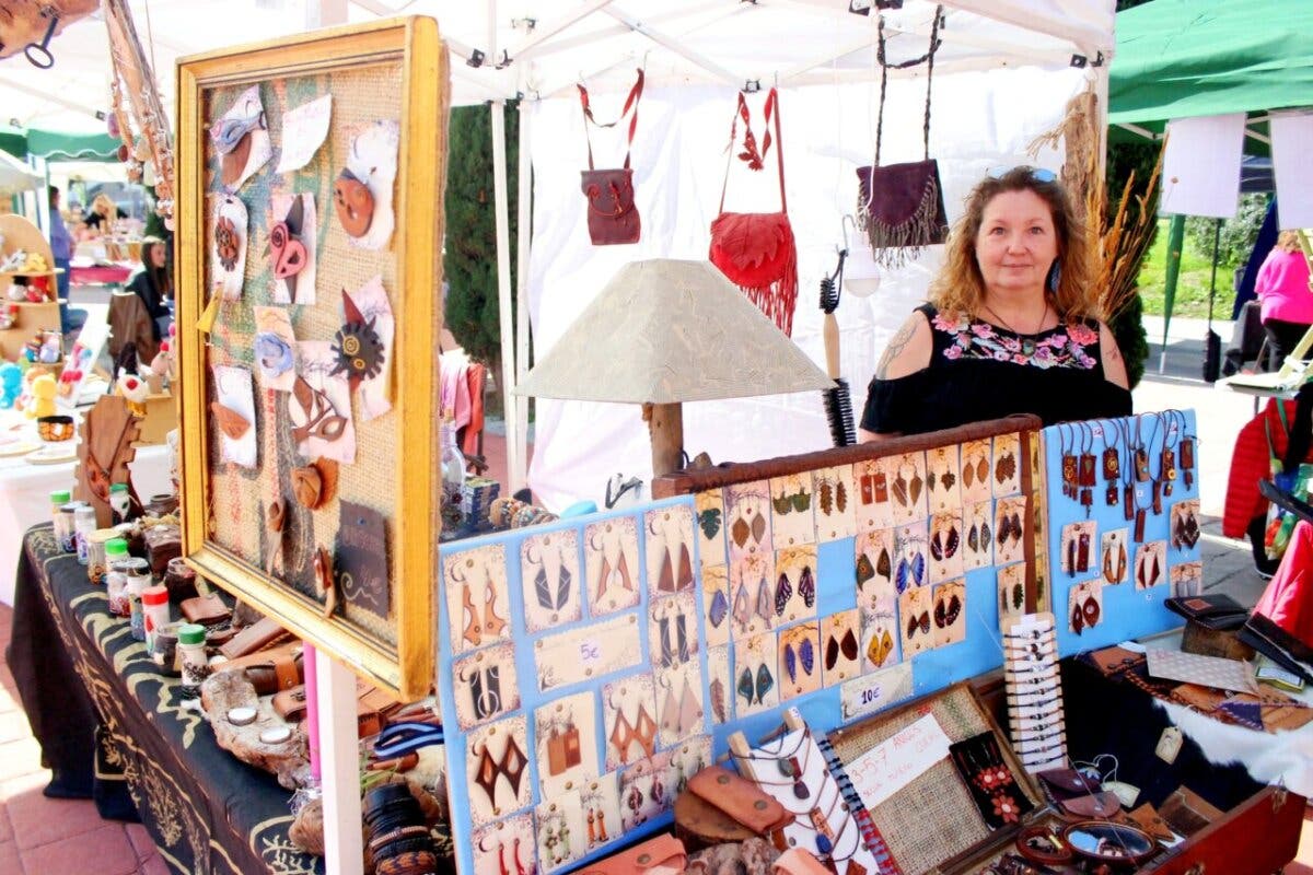 Coslada celebra este sábado su quinta Feria de Arte y Artesanía con un total de 65 expositores 