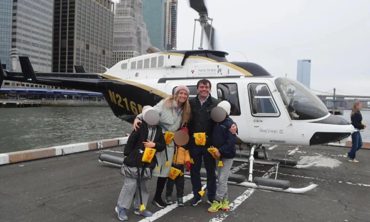 Mueren un matrimonio español y sus tres hijos al estrellarse un helicóptero turístico en el río Hudson de Nueva York