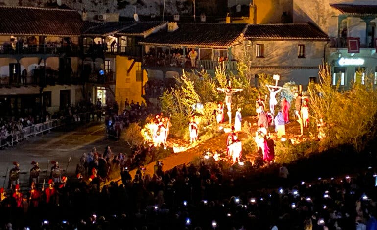 Chinchón celebra hoy su tradicional representación viviente de La Pasión