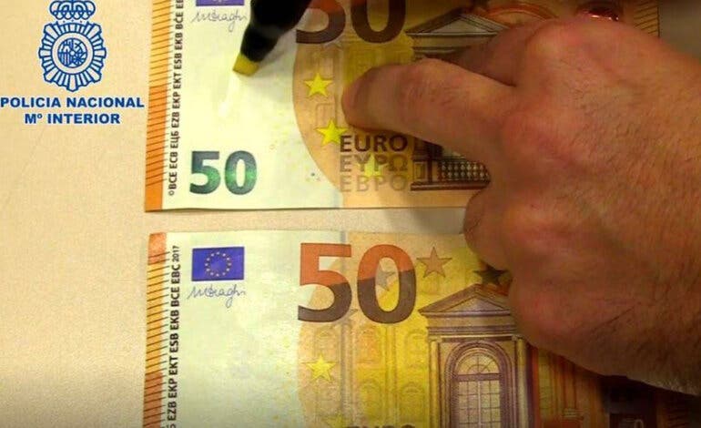 Detenidos por utilizar billetes falsos en comercios de Alcalá de Henares, Coslada y otras localidades