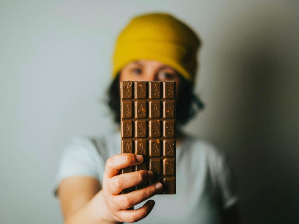 ¿Sabías que no siempre que tu cuerpo te pide chocolate es por un antojo?