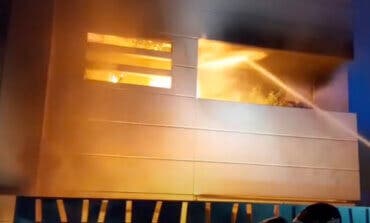 Aparatoso incendio en una vivienda de Las Tablas (Madrid) sin heridos