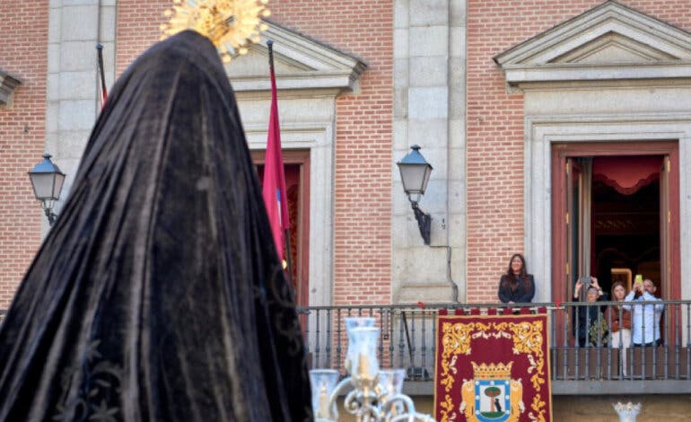 El cante de saetas resonará esta Semana Santa desde algunos de los balcones más emblemáticos de Madrid 