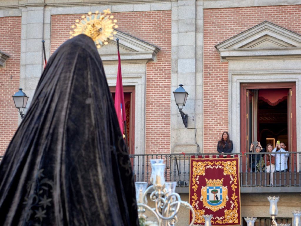 El cante de saetas resonará esta Semana Santa desde algunos de los balcones más emblemáticos de Madrid 