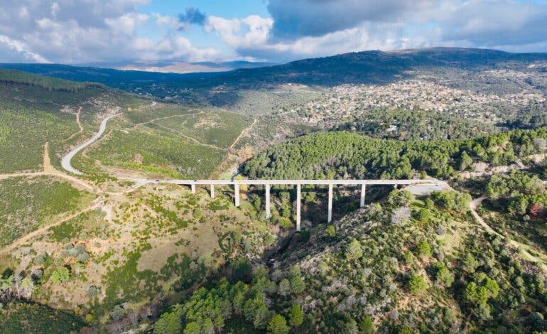 La Comunidad de Madrid arranca la reforma del viaducto del río Cofio en la M-505 con 5,2 millones de inversión