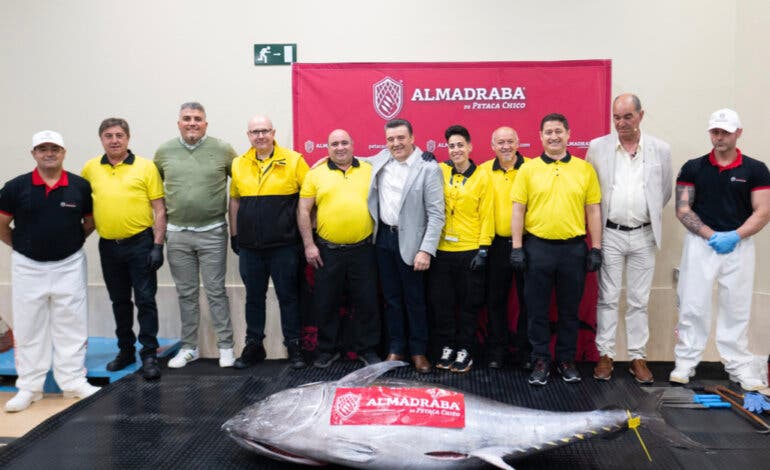 Ahorramas arranca la temporada de atún con un ronqueo en Velilla de San Antonio