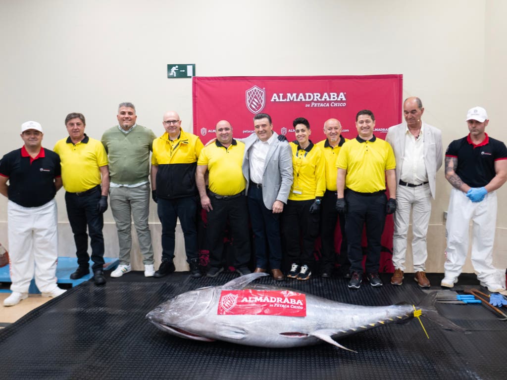 Ahorramas arranca la temporada de atún con un ronqueo en Velilla de San Antonio