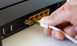 La Policía alerta de la estafa del router: cuidado si recibes esta llamada