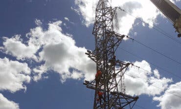 Torrejón de Ardoz elimina seis torres eléctricas y soterra cuatro líneas de alta tensión junto a la Ciudad Deportiva Joaquín Blume