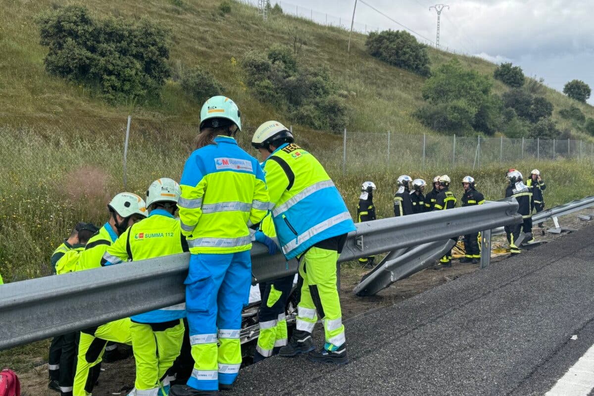 Muere una conductora tras salirse de la vía en la A-1 a la altura de El Molar