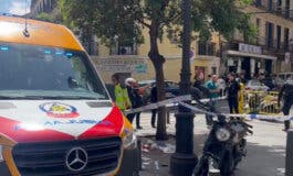 Muy grave un joven tras ser apuñalado en el cuello en la calle Toledo de Madrid