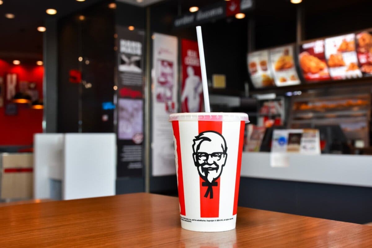 Nuevas ofertas de empleo en el Corredor del Henares: KFC, Inside y Aquaservice buscan personal