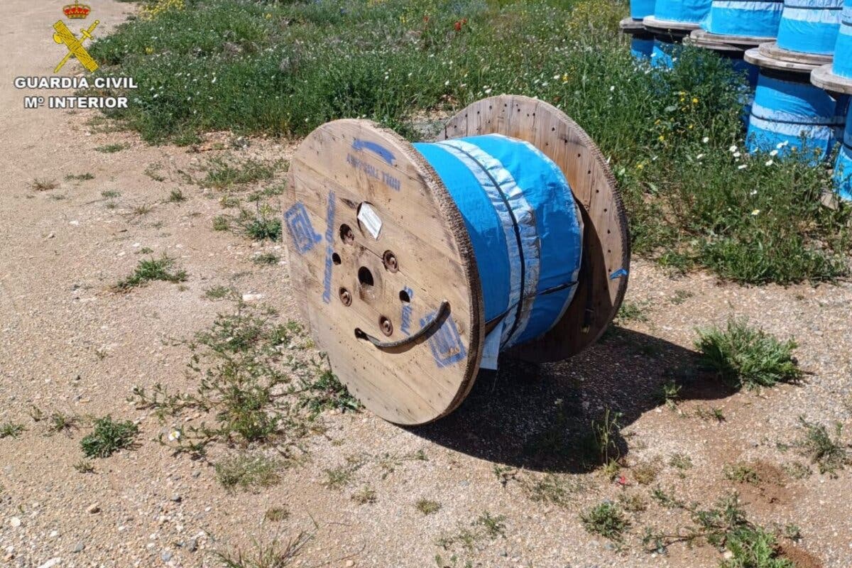 Tres detenidos tras intentar robar dos bobinas de aluminio en un parque solar de Almadrones (Guadalajara)