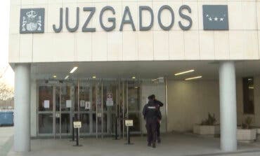 La jueza procesa al novio de Ayuso por fraude fiscal y falsificación