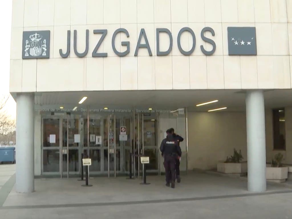 La jueza procesa al novio de Ayuso por fraude fiscal y falsificación