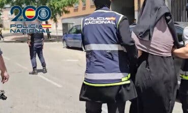 Operación contra el terrorismo yihadista en Madrid: detenidas dos mujeres que habían creado una academia de la yihad en Alcorcón