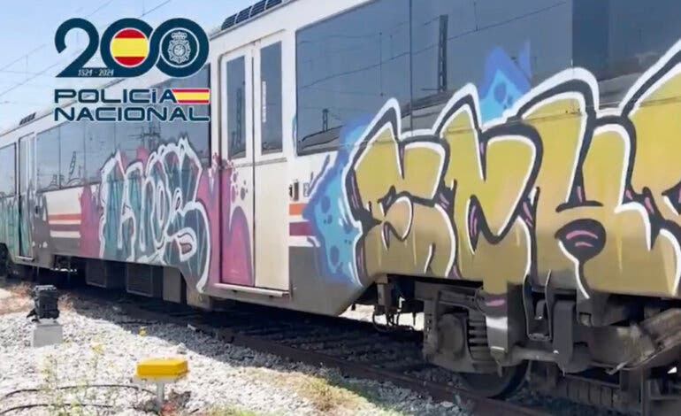 Detenidos en Torrejón y otras localidades los presuntos autores de 287 grafitis en trenes