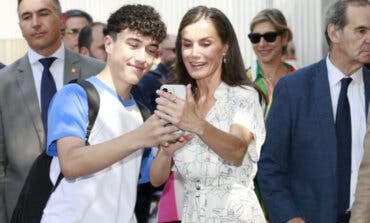 La Reina inaugura la Feria del Libro de Madrid con Nueva York como protagonista