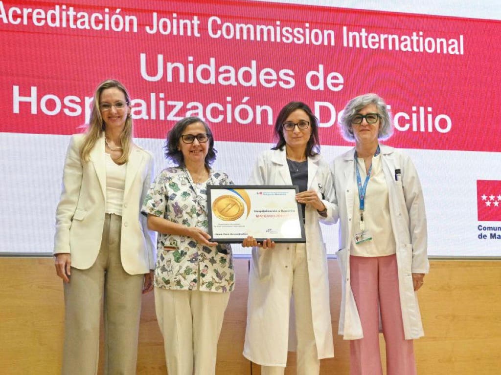 La sanidad pública madrileña, primera en Europa con acreditación de referencia por su atención domiciliaria