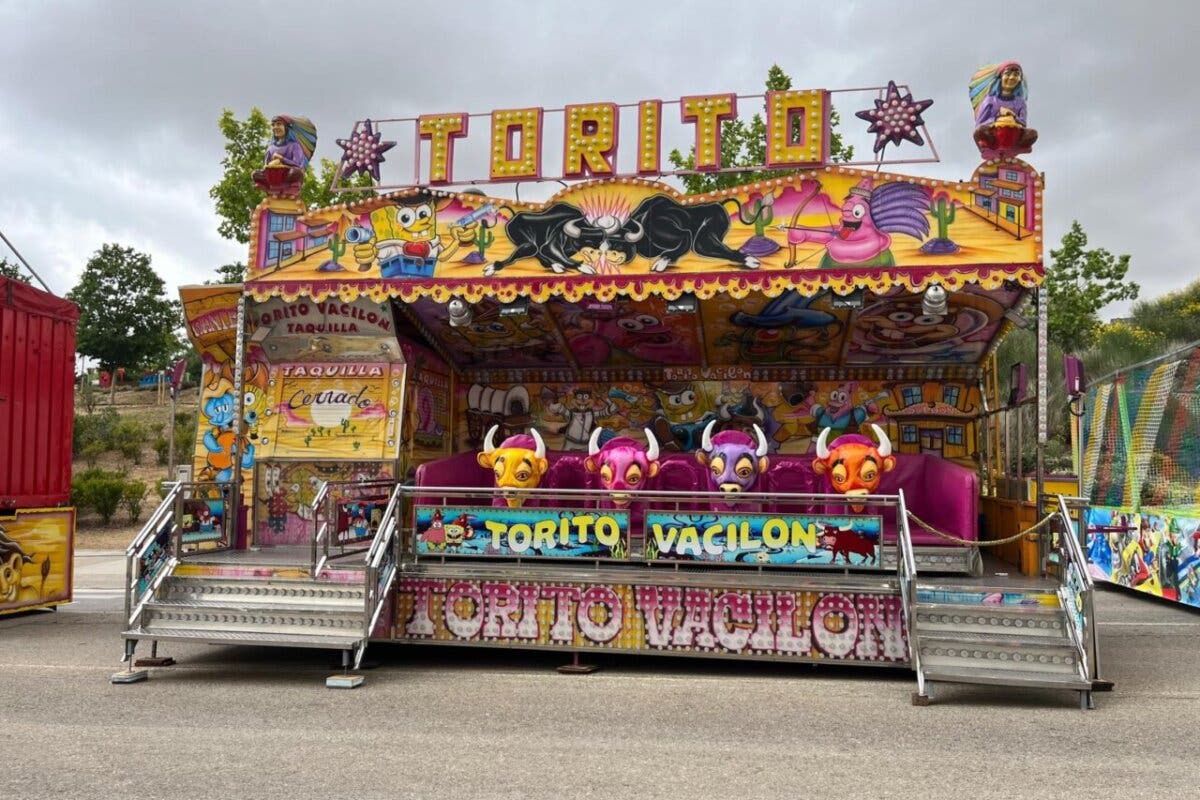 Paracuellos revisa las atracciones y prepara el dispositivo de seguridad para sus fiestas