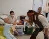 Johnny Depp aparece por sorpresa en el Hospital Niño Jesús disfrazado de Jack Sparrow