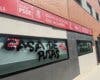 Aparecen pintadas en la sede del PSOE de Rivas: «Casa de putas»