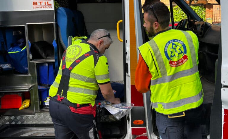 Un corredor sufre un golpe de calor en la Madrid Vintage Run y es evacuado al hospital