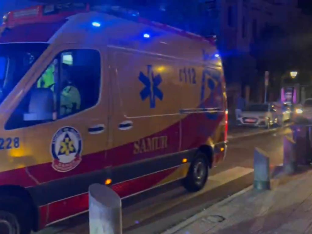Apuñalan a un joven en Embajadores y la Policía le salva con un torniquete: hay dos detenidos