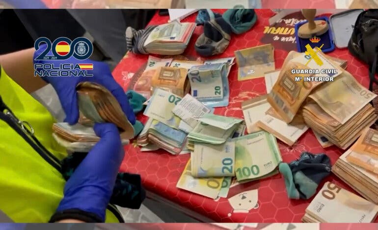 Doce detenidos en Alcalá, Torrejón, Cobeña y Anchuelo por estafar con anuncios falsos de coches de segunda mano