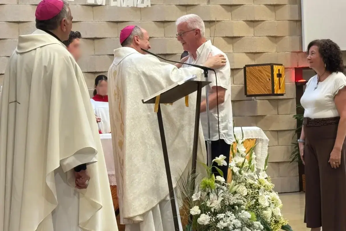 Un matrimonio de Torrejón lo deja todo para ser misioneros en una de las zonas más pobres de República Dominicana