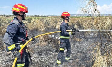 Investigan si un petardo provocó el incendio de Villa del Prado