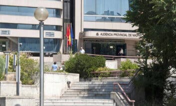 Declaran culpable a la mujer que mató a un marino mercante en Torrejón y le prendió fuego