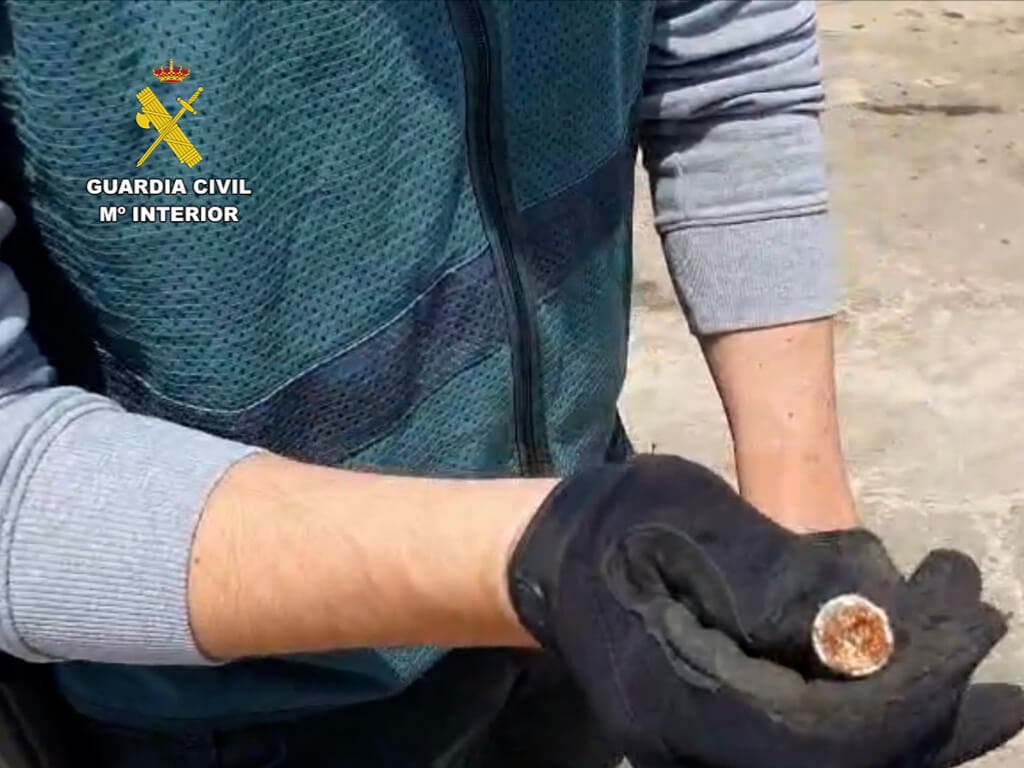 Caen los autores del robo de cobre que paralizó la línea de AVE Madrid-Sevilla en mayo