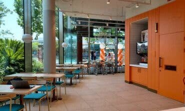 Abre en Oasiz en Torrejón un nuevo local de pollo estilo Louisiana: crujiente por fuera, jugoso por dentro